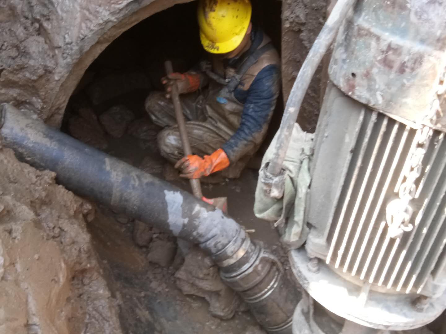 西区街道管道清淤