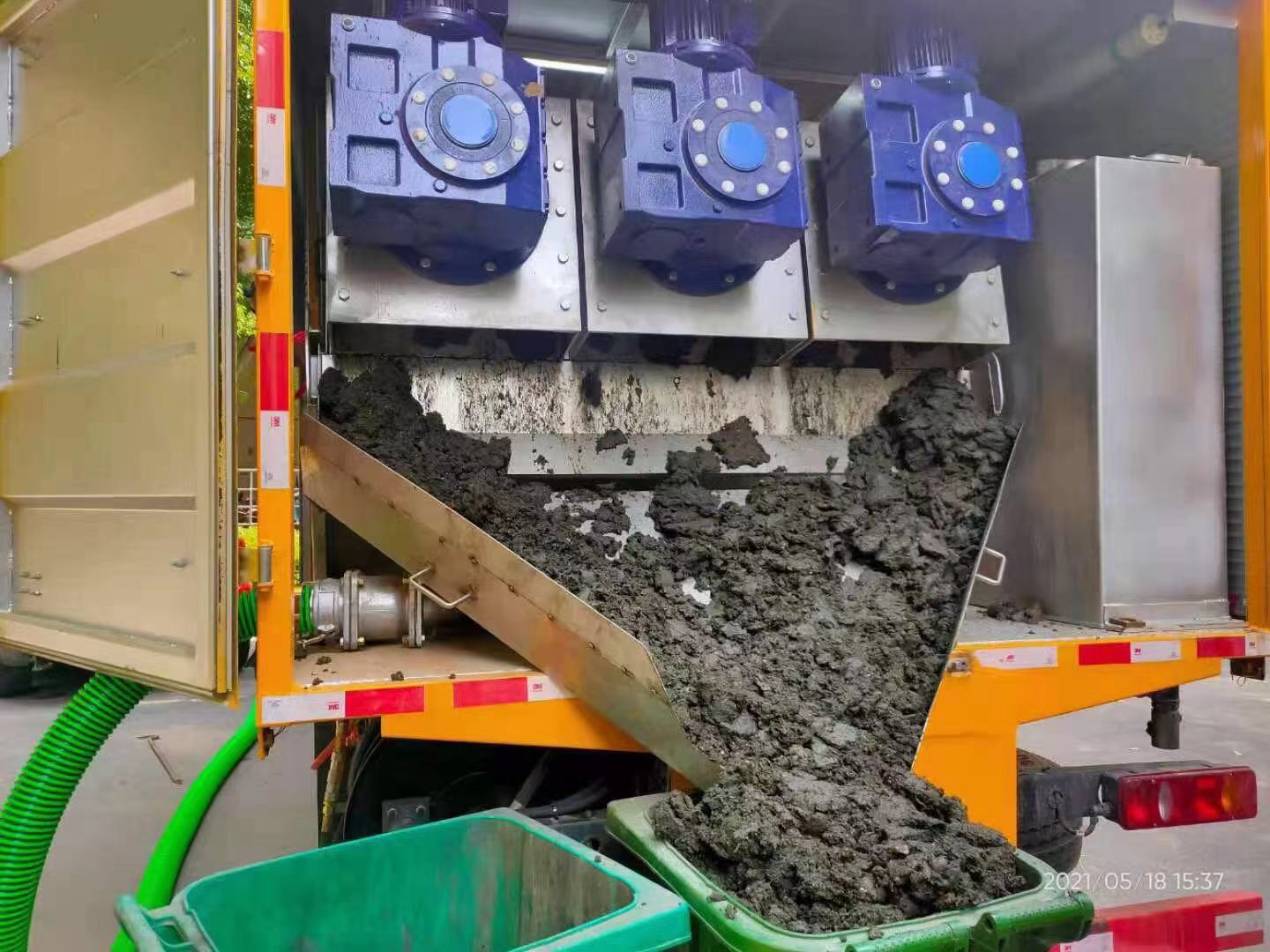 西区街道化粪池清掏城市维护站-泥浆净化干湿分离处理